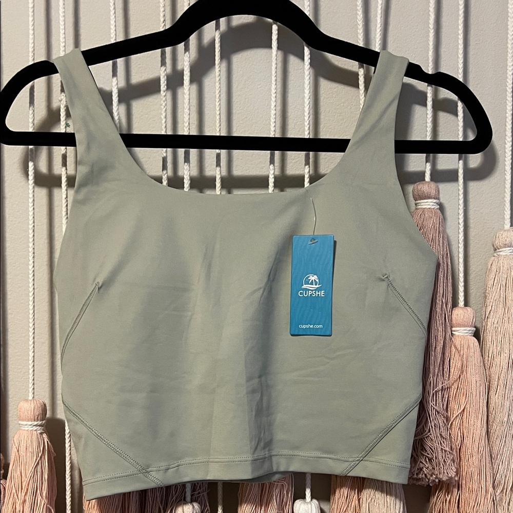Cupshe Sage Green top size 6 NWT
